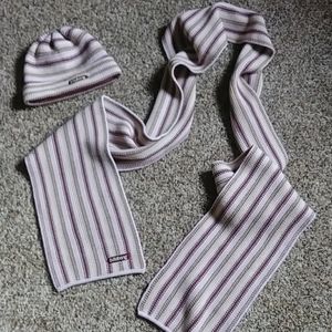 Billabong beanie and scarf